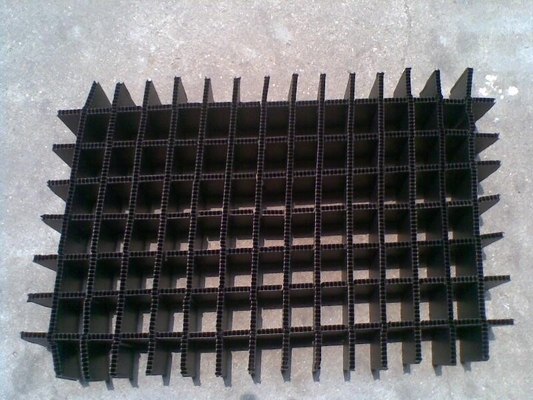 Intercalaires en plastique pliables noirs/blancs de résistance thermique pour l'amortisseur/emballage