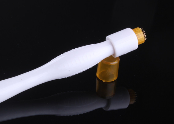 Rouleau titanique de Derma d'aiguille de traitement de vergeture