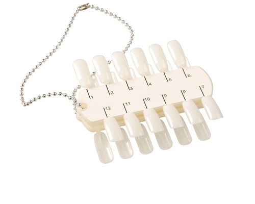 Double nuancier de vernis à ongles du côté 24Tips avec la chaîne/l'affichage vernis à ongles