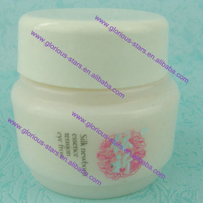 Peau de fines herbes blanchissant la crème, masque en soie attrayant 25ml pour la peau jaunâtre