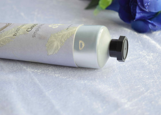 Bath fait main et corps de formules de beurre de karité naturel de fines herbes original de Liqulid